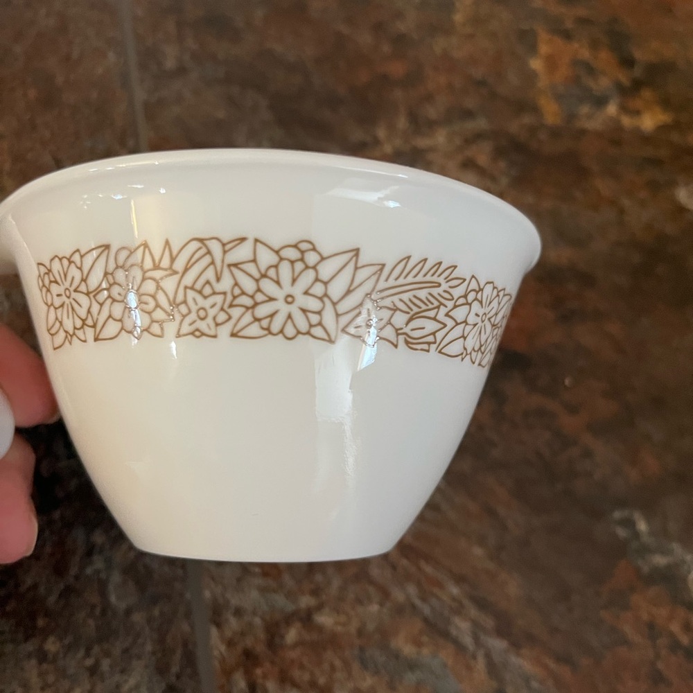 A set of 6 Vintage Corelle Woodland brown hook handle coffee tea cups Corning.